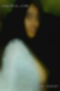 Don't nude woman expect anything less/more in Elkins.